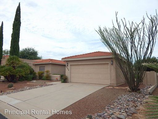 Primary Photo - 64498 E Squash Blossom Ln