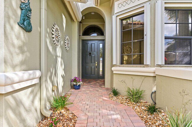 Foto del edificio - 6823 Fabiano Cir