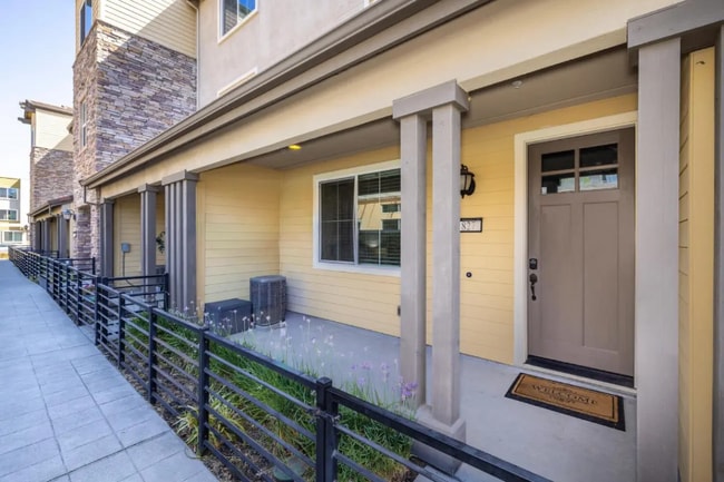 Photo - 827 Lotus Flower Loop Townhome