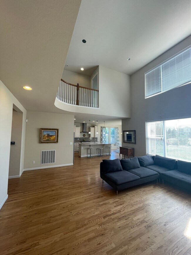 Building Photo - Sprawling Two-Story Home w/ Yard Maintenan...