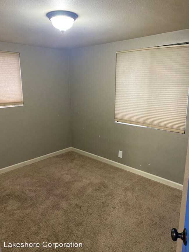Building Photo - 3 br, 1 bath House - 11546 Alton Ave NE