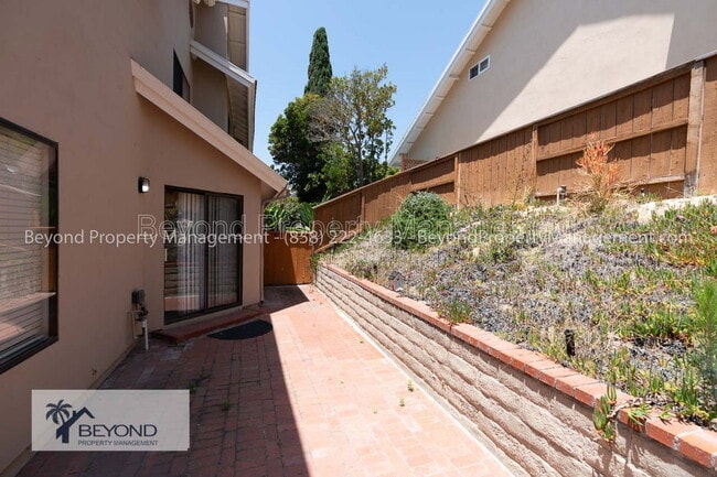 Foto del edificio - 3978 Carmel Brooks Way