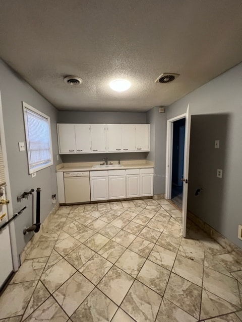 Building Photo - 2527 Judson St