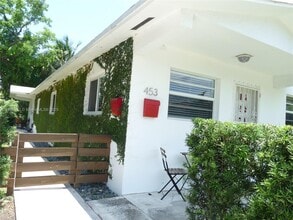 Building Photo - 453 NE 70th St