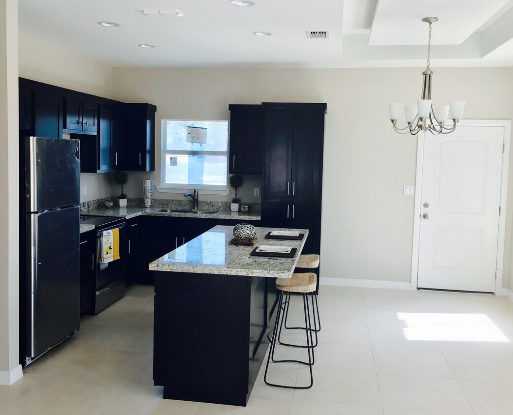 Foto principal - 3010 Javalina Ave