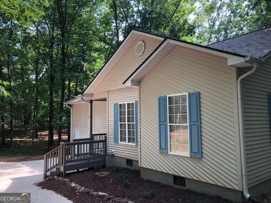 Primary Photo - 3460 Rock Ridge Dr