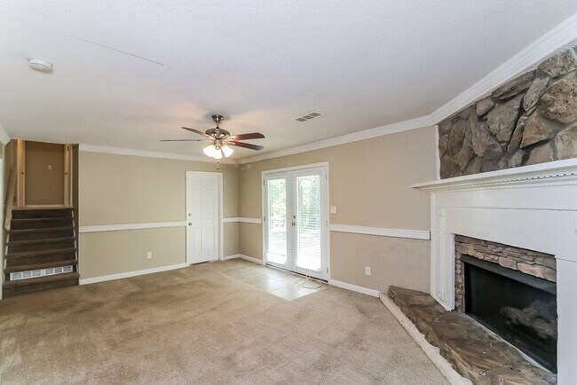 Building Photo - 1622 Blackwell Rd