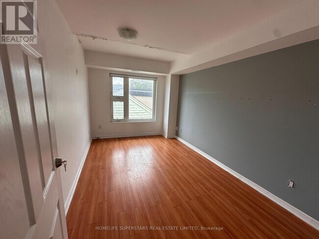 Building Photo - 38 Kensington Pl