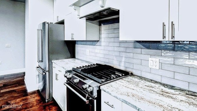 Building Photo - 2 br, 2 bath Condo - 2981 Park Ridge Drive 4
