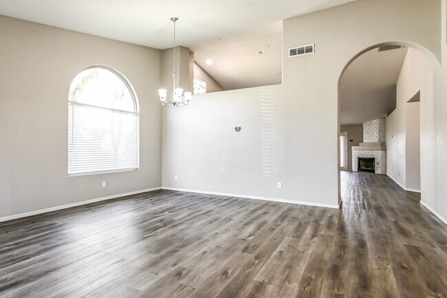 Foto del edificio - 4317 W Electra Ln