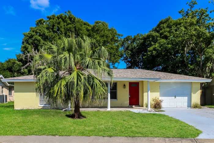 Primary Photo - 7807 Raintree Dr