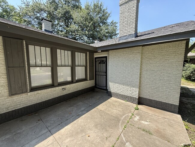 Foto del edificio - 753 N Evergreen St