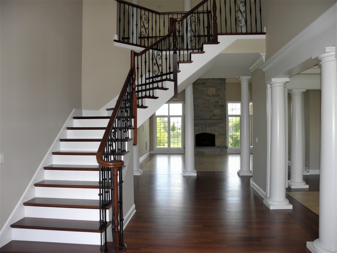 Primary Photo - 1235 MacAlpin Dr