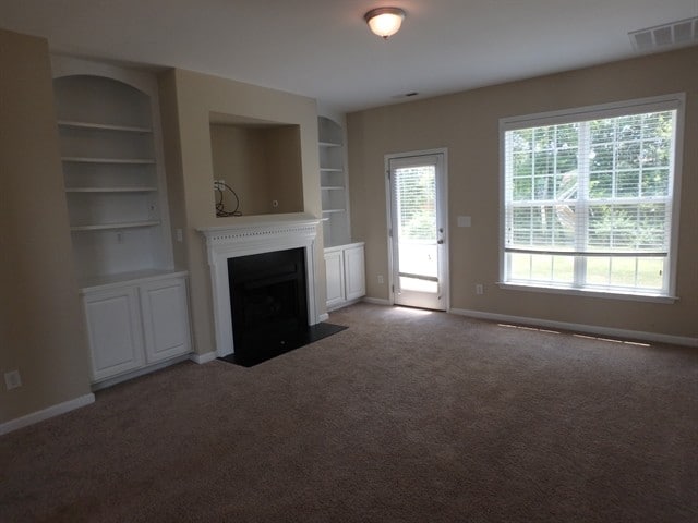 Building Photo - 216 Haywood Ln