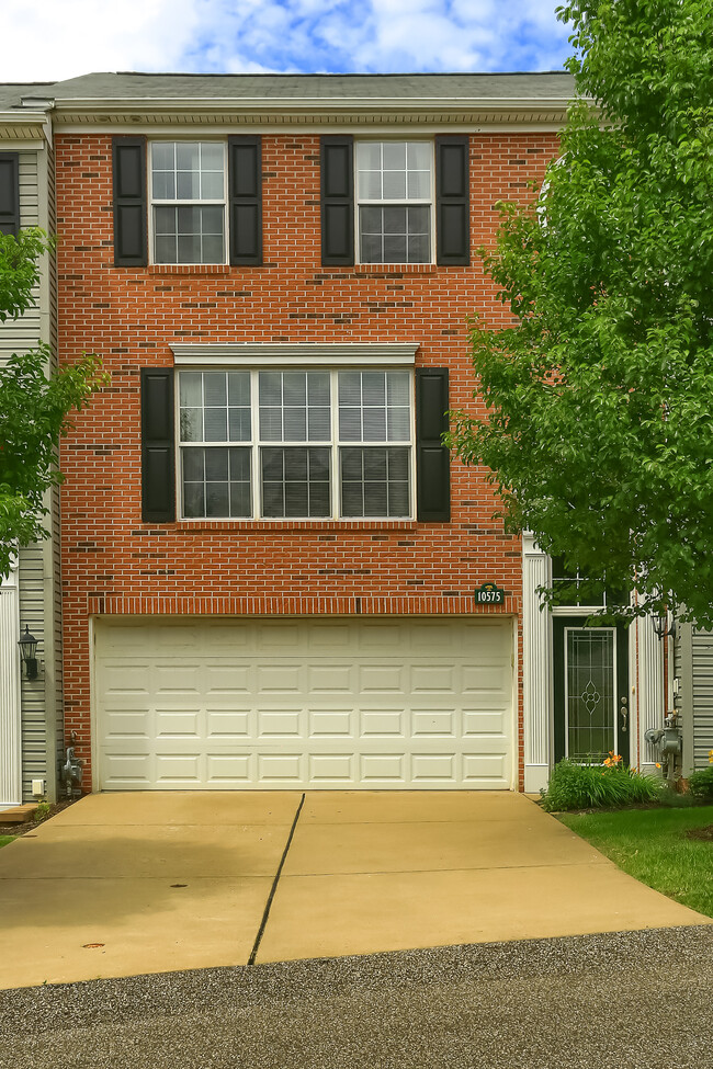 Building Photo - 10575 Timber Edge Dr