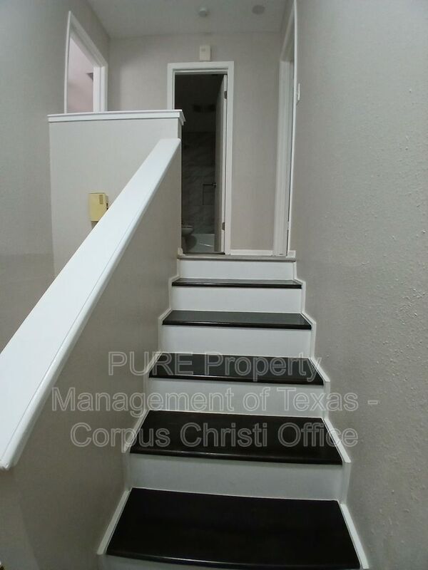 Foto del edificio - 5001 Middlecoff Cir