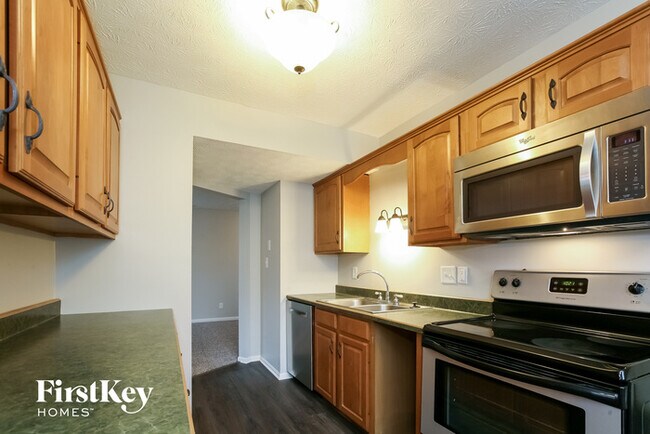 Foto del edificio - 604 Southridge Ct