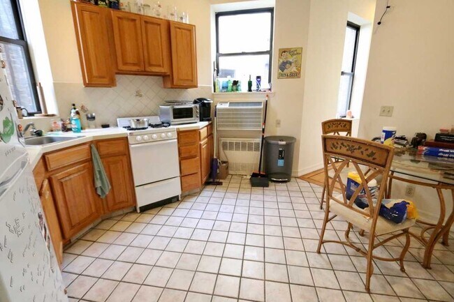 Foto del edificio - 129 E 90th St