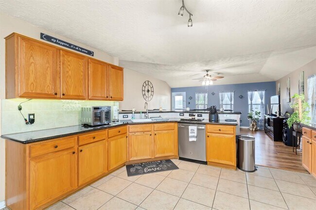 Foto del edificio - 20515 Baden Hollow Ln