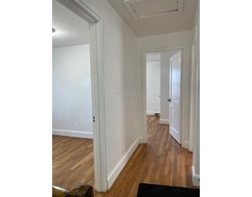 Foto del edificio - 54 Meadowbank Ave