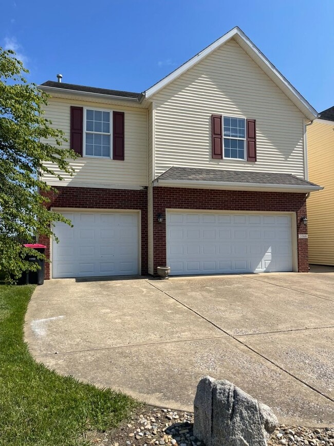 Building Photo - 3368 Edison Dr