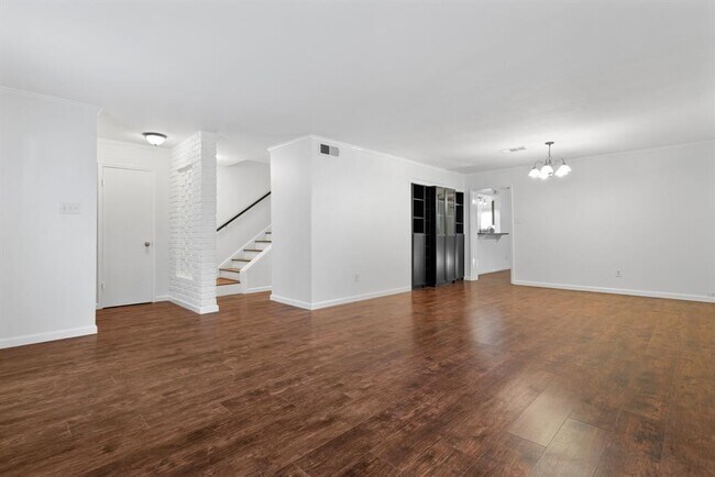 Building Photo - 13166 Trail Hollow Dr