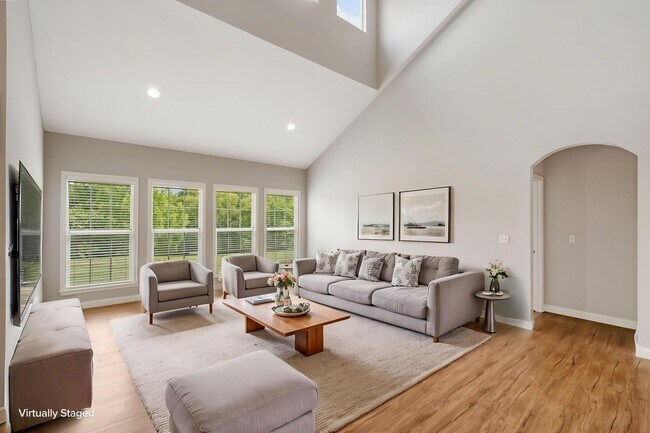 Foto del edificio - 2420 Boulder Springs Dr