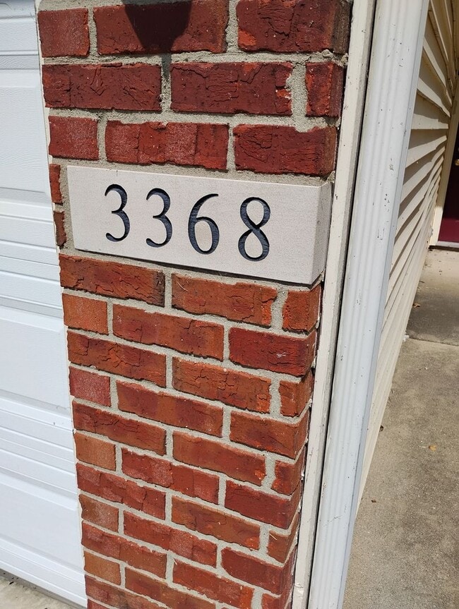 Building Photo - 3368 Edison Dr
