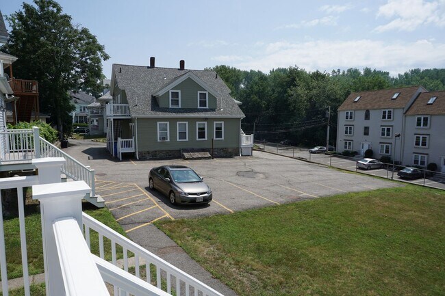 Building Photo - 1bed apartment in Waltham in available in 7/1
