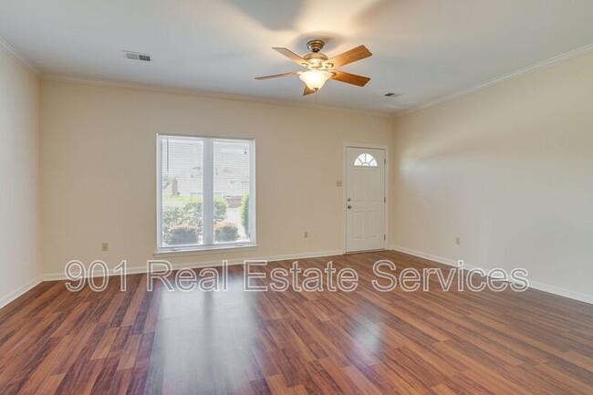 Building Photo - 1554 Kirby Parkway