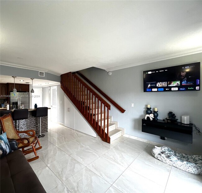 Foto del edificio - 1300 W 53rd St