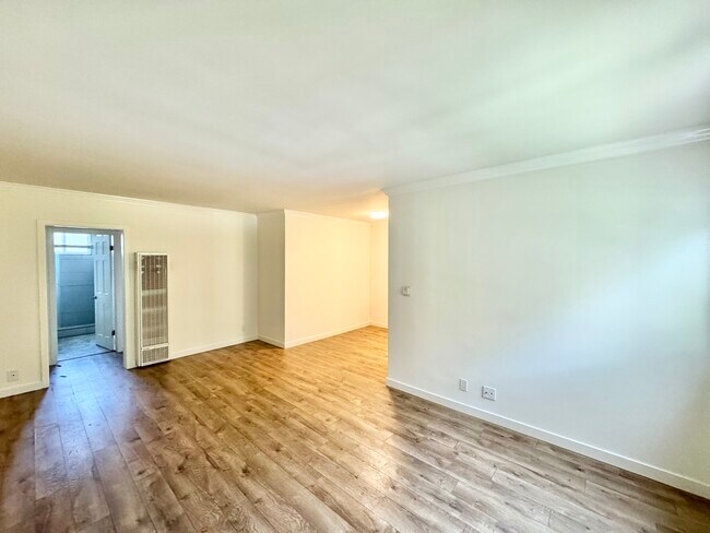 Foto del edificio - 14041 Moorpark St