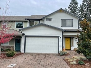 Building Photo - 100 McCully Ln