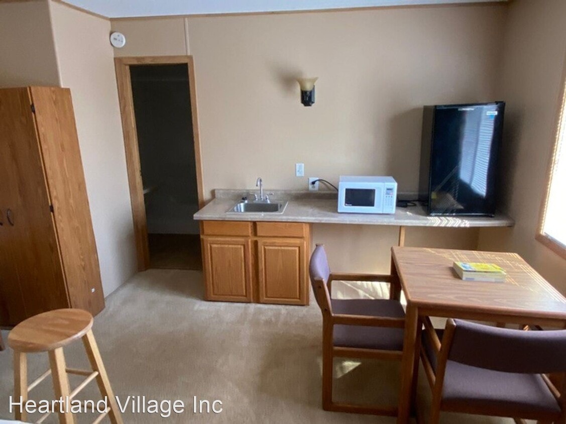 220 E St, Dickinson, ND 58601 Apartment for Rent in Dickinson, ND