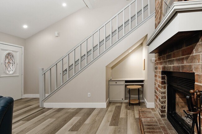 Foto del edificio - 103 N Deerfoot Cir