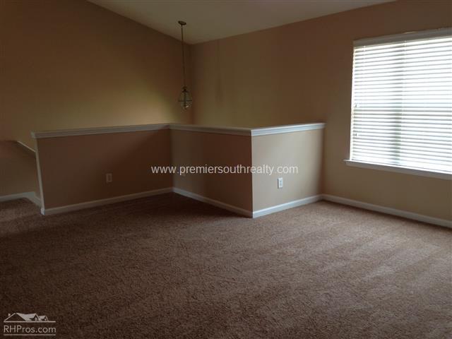 Building Photo - 1800 Princess Jasmine Ct