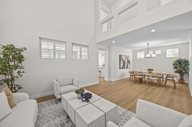 Building Photo - 12 Calais