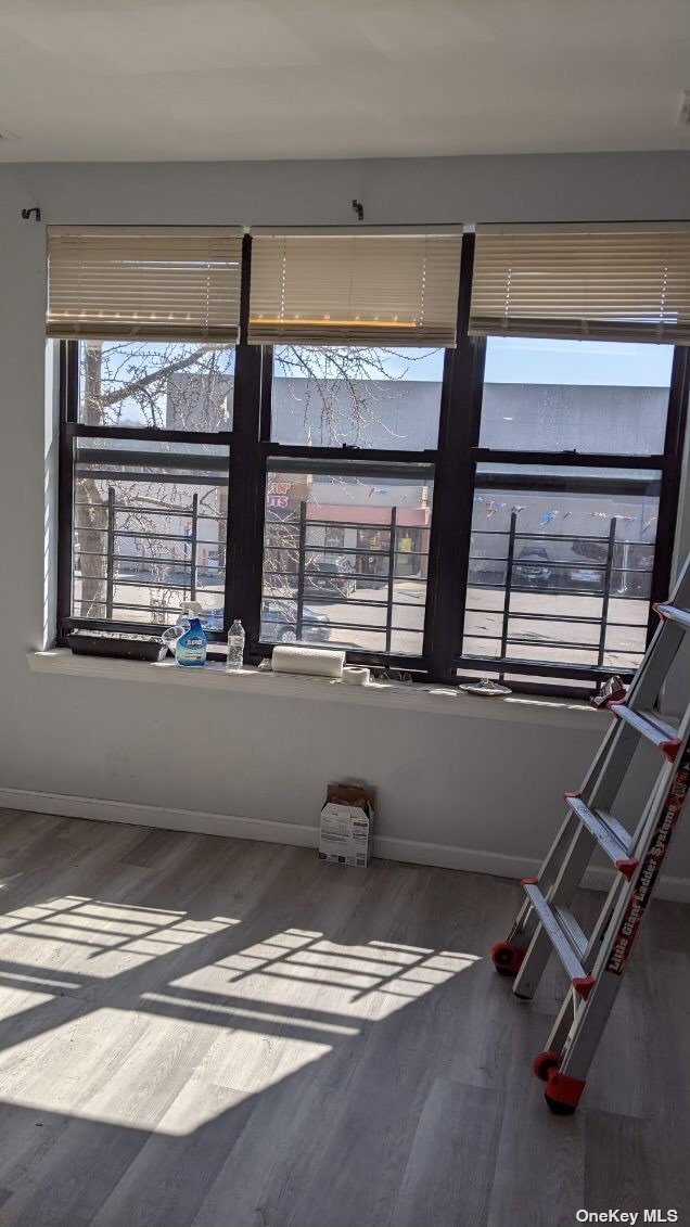 Foto del edificio - 211-07 Jamaica Ave