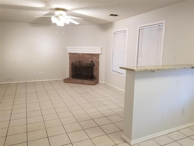 Foto del edificio - 4504 Cedar Crest Dr