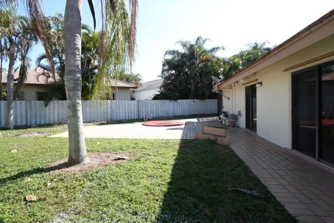 Foto del edificio - Beautiful 3BD/2BA Single family Home In Bo...