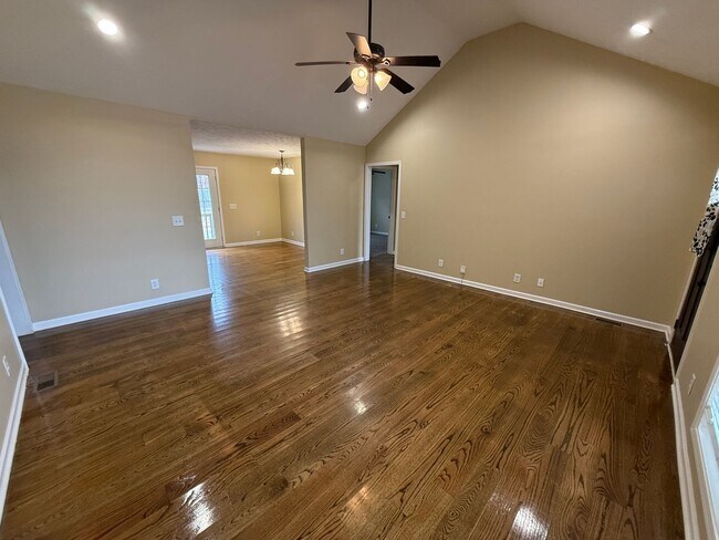 Foto del edificio - 119 Doak St