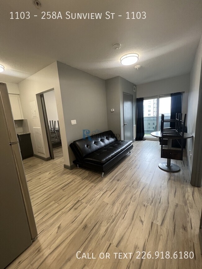 Photo du bâtiment - 258A-258A Sunview St