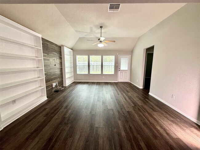 Foto del edificio - 10646 Chestnut Path Way