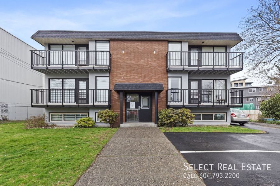 Primary Photo - 46117 Gore Avenue11