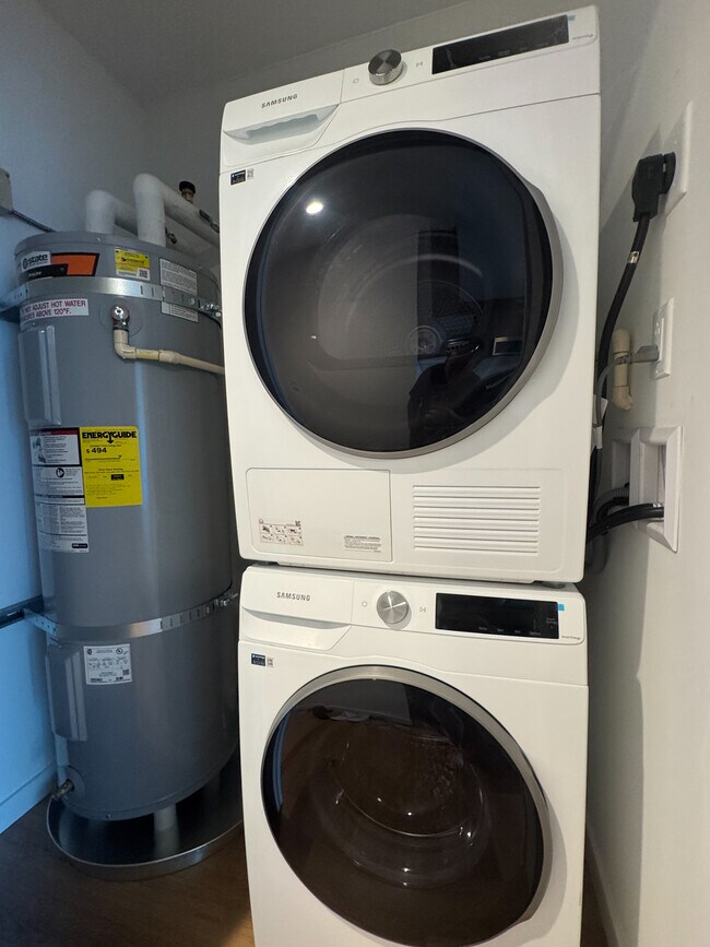 Foto del edificio - 1500 Rycroft St