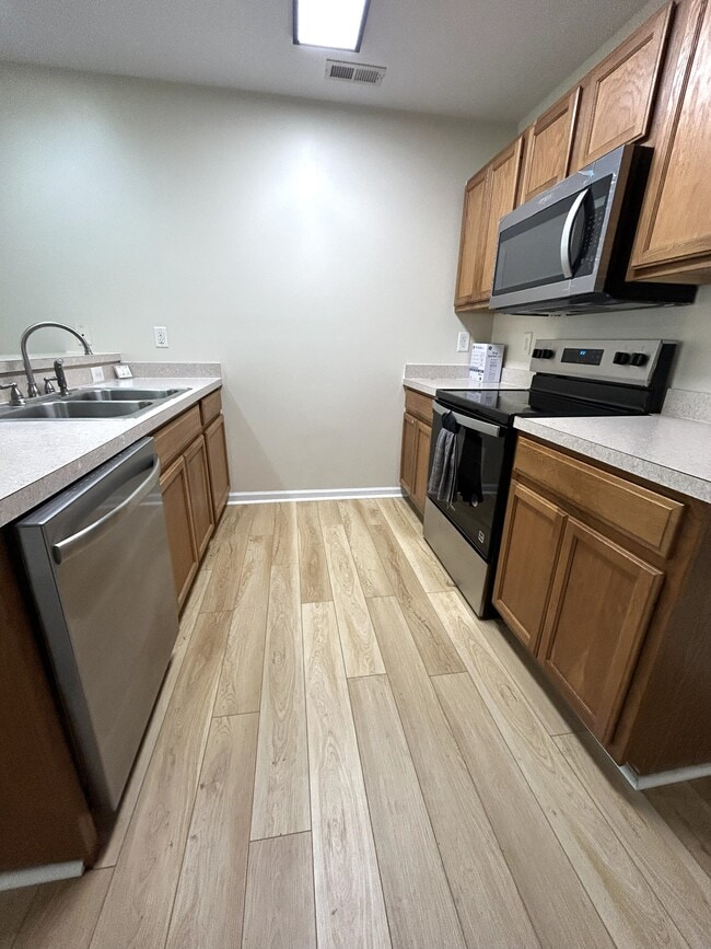 Building Photo - 4513 CC