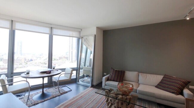 Photo - 351 W Hubbard St Apartment