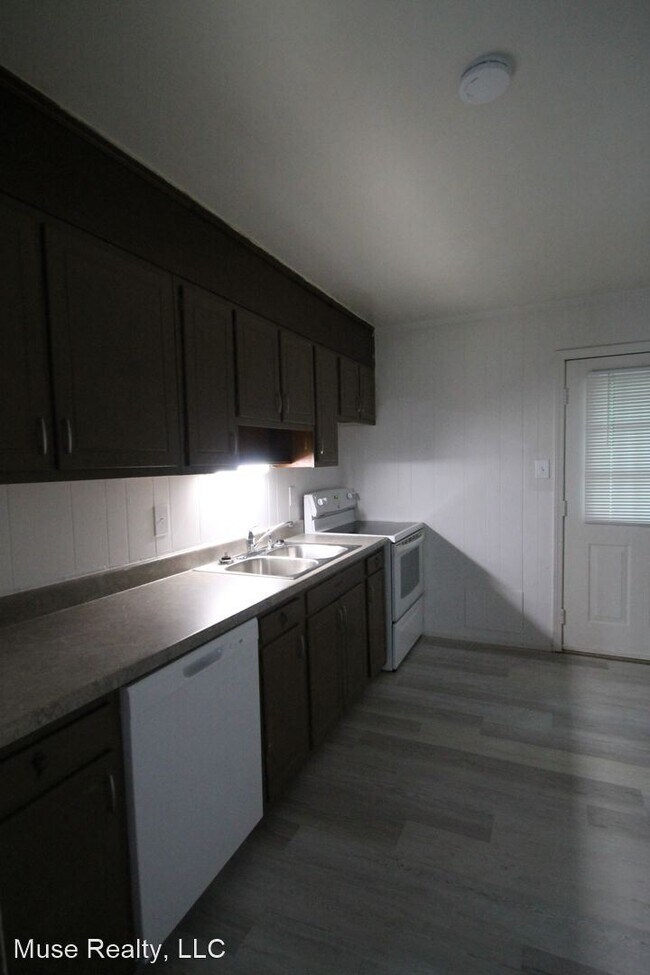 Foto del edificio - 2 br, 1 bath House - 340 F. East Jefferson...