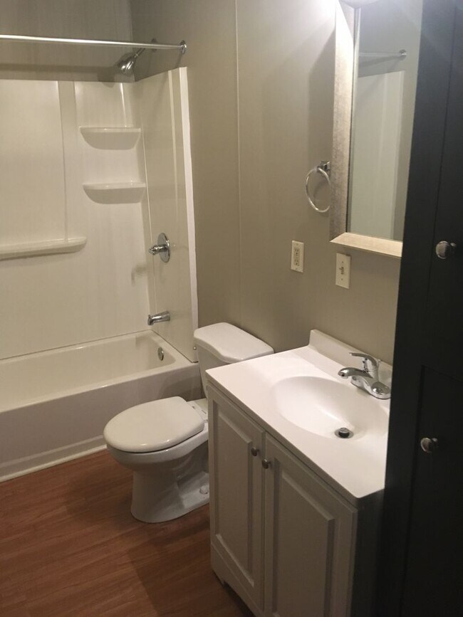 Foto del edificio - 290-330 N 3rd St