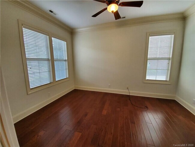 Foto del edificio - 4014 Thorndale Rd